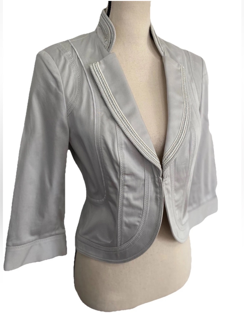 WHBM Women’s Light Gray Tailored Cropped Jacket
